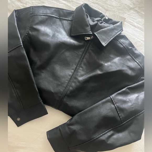 Leather Jacket - Picture 2 of 9